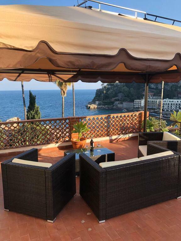La Bomboniera Della Brigata Spendereccia! Apartment Taormina Exterior foto